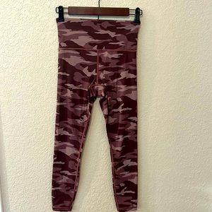 Athleta Capri Yoga Legging